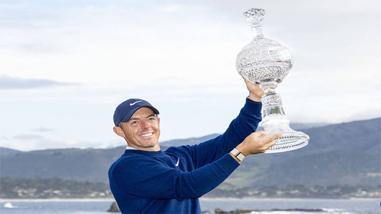 Sizzling McIlroy captures PGA Pebble Beach title