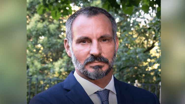 Prince Rahim al-Hussaini Aga Khan V named 50th imam of Ismailis