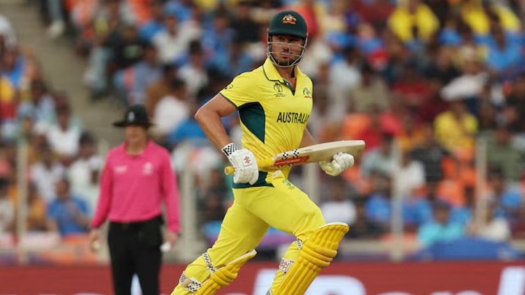 Australia's Stoinis retires from ODIs, withdraws from Champions Trophy