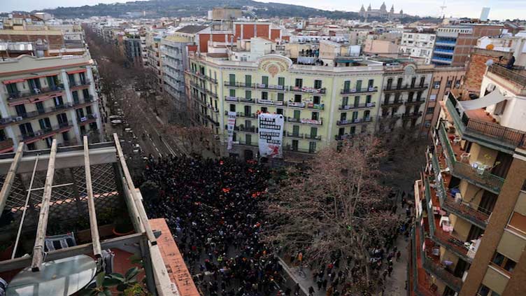 Barcelona city hall steps in to buy apartment block to prevent evictions