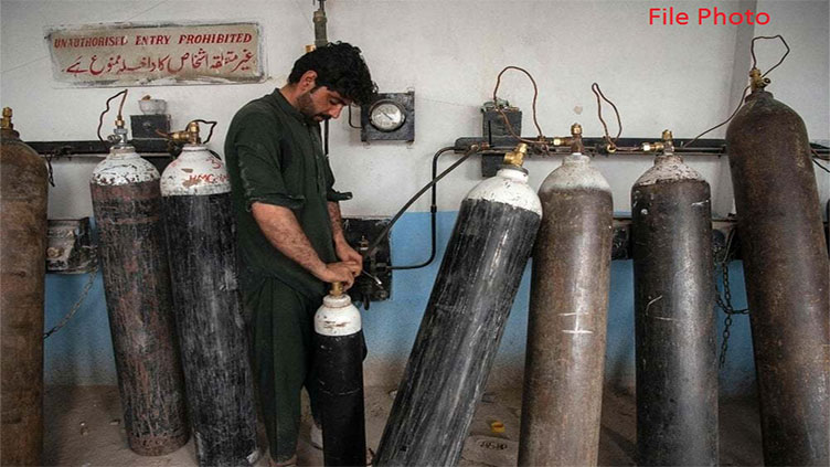 Lawyers' protest disrupts oxygen supplies for hospital in Sehwan