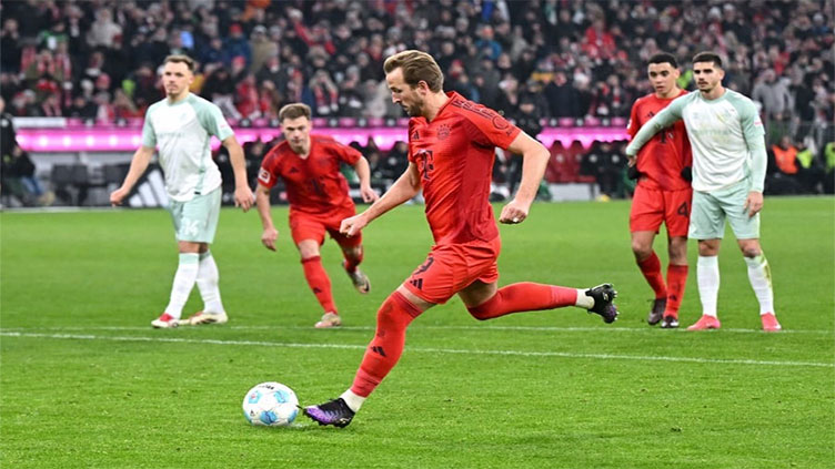 'Improving' Kane hits brace as Bayern beat Bremen to move nine clear