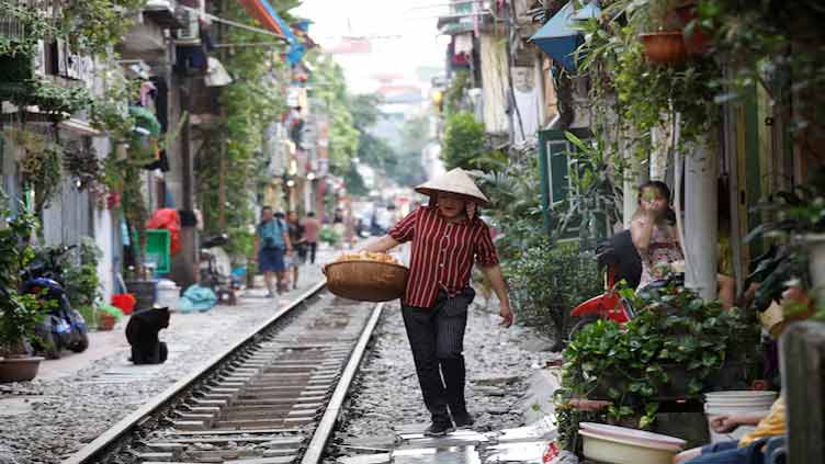 Vietnam to use Chinese loans for $8.3 billion railway linking both countries