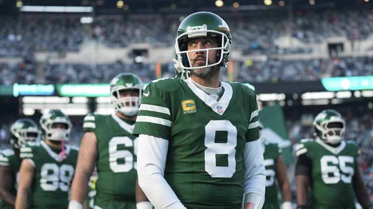 Jets announce they've told Aaron Rodgers they're moving forward without him