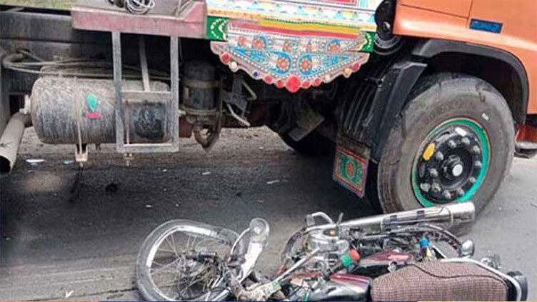 Road accident in Kamoke claims two lives