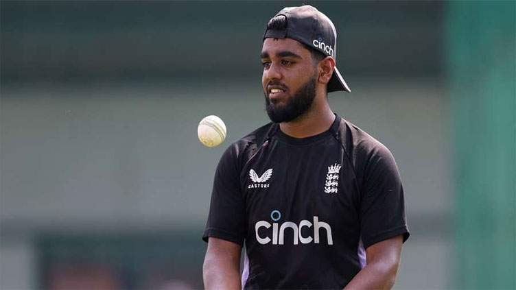 Ahmed named as Carse's replacement in England's Champions Trophy squad