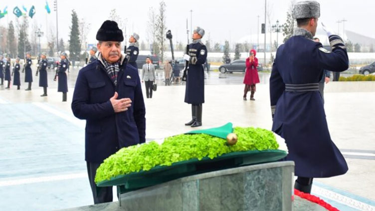 PM visits Independence Monument in Tashkent