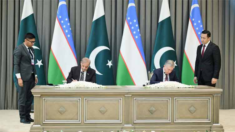 Pakistan, Uzbekistan sign several MoUs to bolster trade