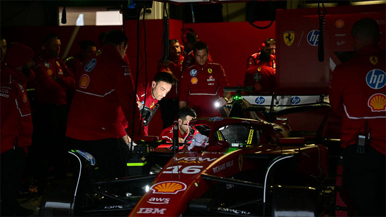 Norris tops F1 testing as lights go out in Bahrain