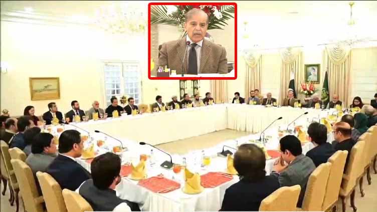 PM Shehbaz meets newly minted cabinet members 