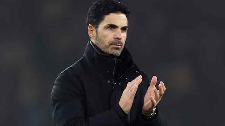 Arsenal must keep hammering away at Liverpool's lead, says Arteta