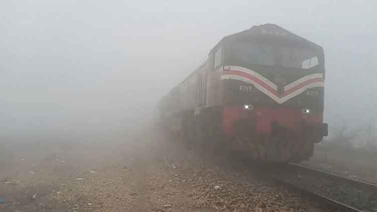 Dense fog disrupts rail traffic across country