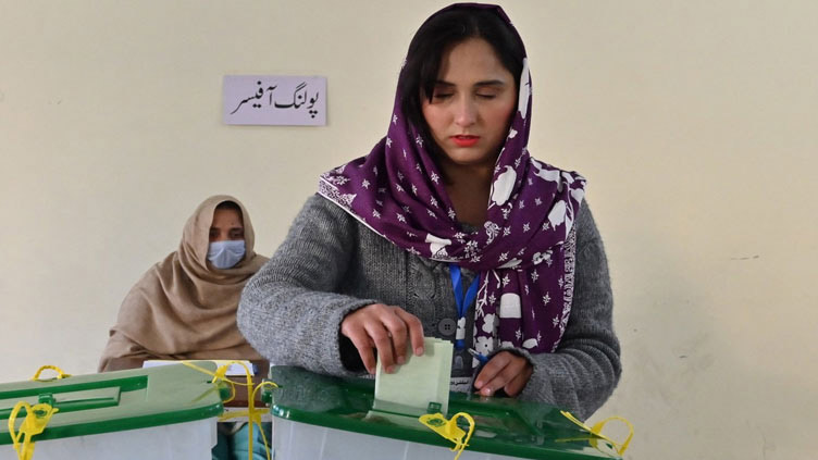 Re-polling underway in 15 polling stations of PB-45 Quetta amid tight security