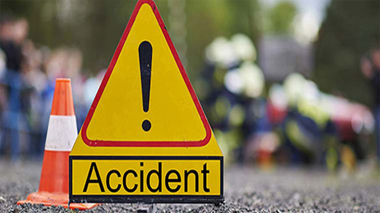 Three killed as mini-truck ploughs into pedestrians in Sheikhupura