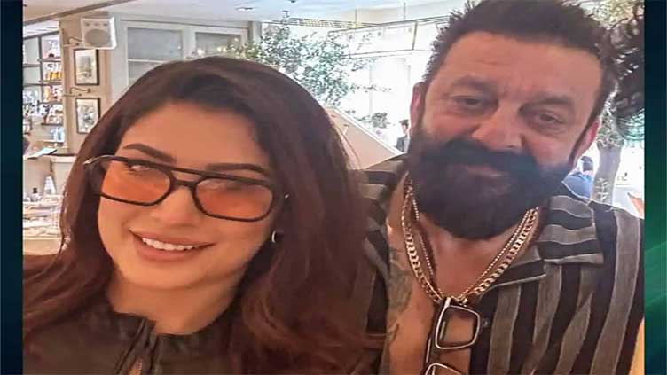 Internet goes into frenzy as Sanjay Dutt, Mehwish Hayat spotted together