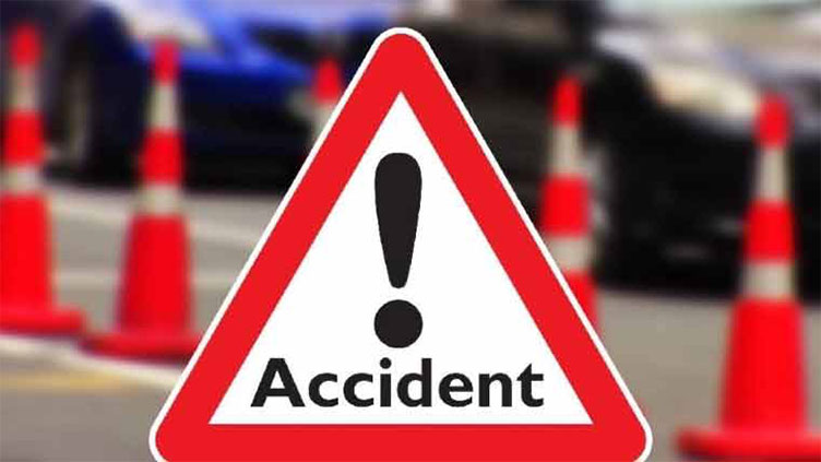 Two die as car hits motorcycle in Gojra