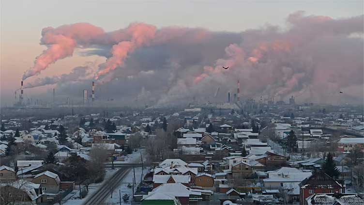 Russia says it will continue oil and gas projects despite US sanctions