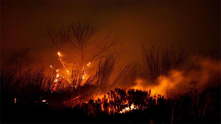 Fire-hit LA faces new peril as dangerous winds ramp up