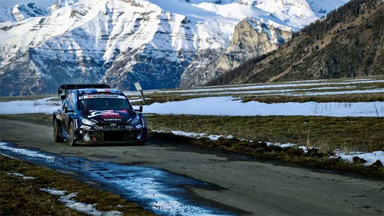 Veteran Ogier roars into Monte Carlo Rally lead