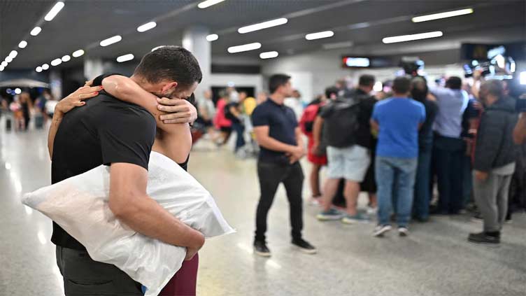 Brazil to demand explanations on 'degrading treatment' of deportees