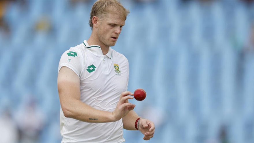 Bosch breaks through as South Africa set Zimbabwe huge target