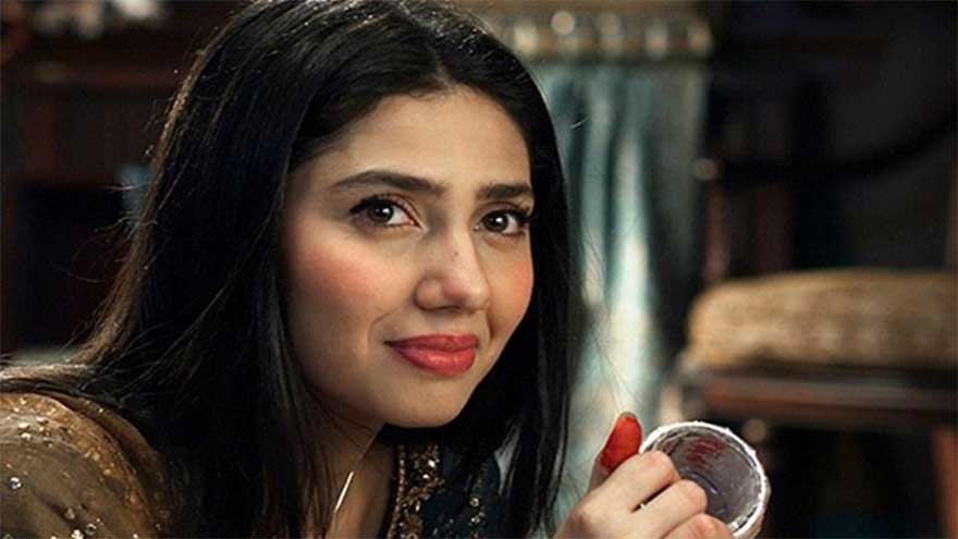 A-lister Mahira Khan stays true to herself amid ageist remarks