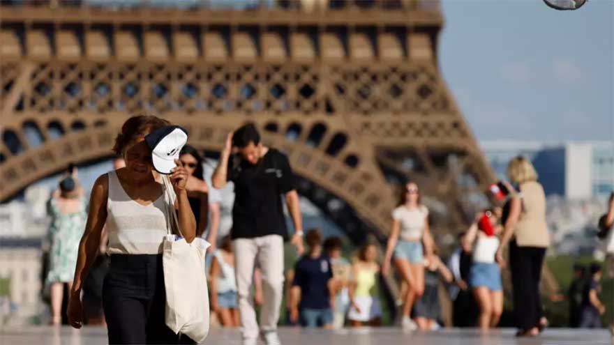 France expecting peak temperatures as heatwave hits Europe
