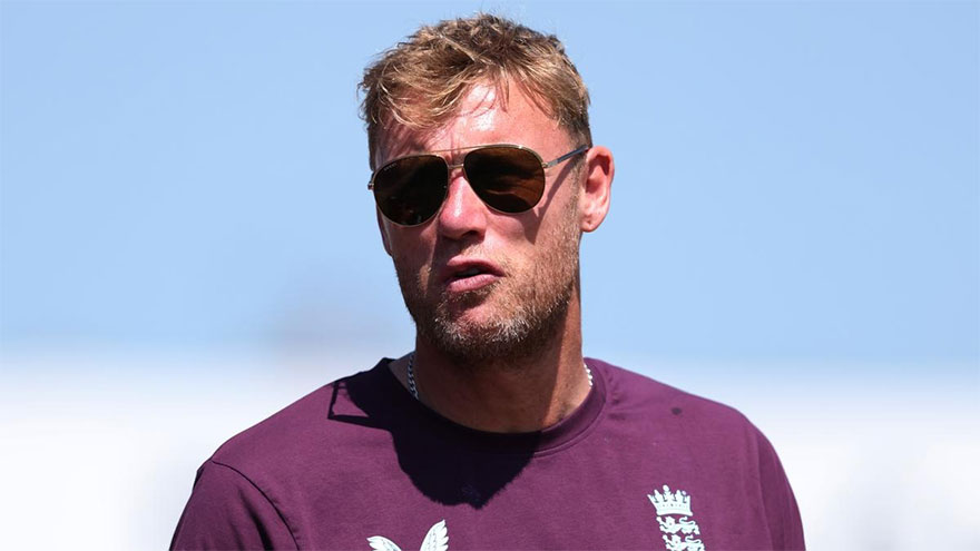 Flintoff rules himself out of top England coaching job