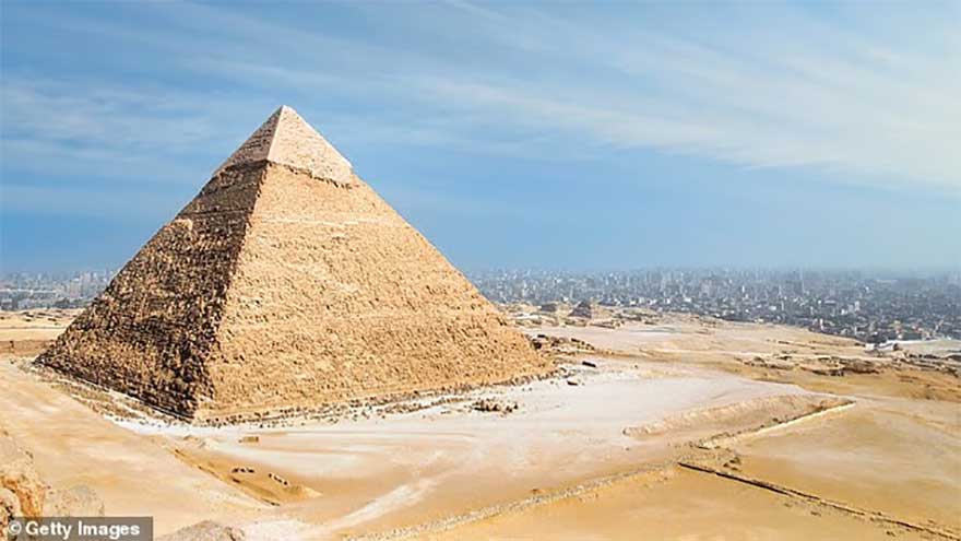 New discovery in Great Pyramid shatters view on how mysterious structure was built