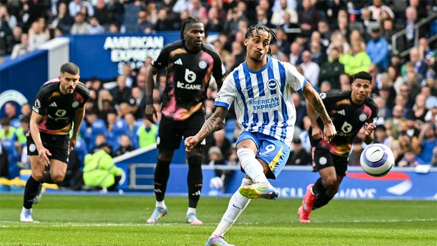 Chelsea sign Brazil striker Joao Pedro from Brighton