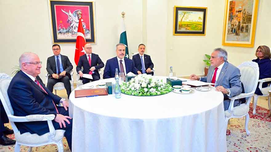 Pakistan, Turkiye aim to boost bilateral trade to $5bn: Turkish FM