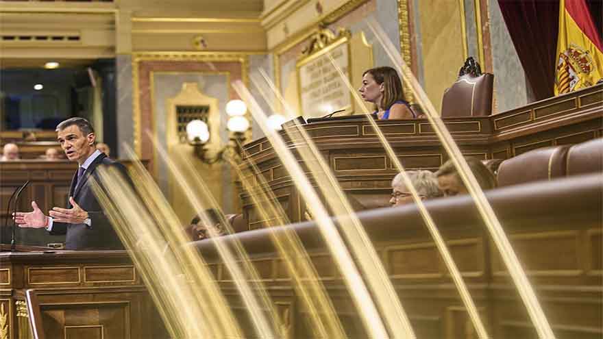 Spain's PM announces anti-graft measures as corruption inquiries ensnare his party