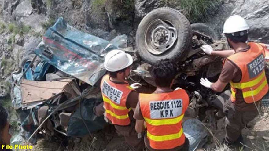Two killed as jeep plunges into ravine in Balakot