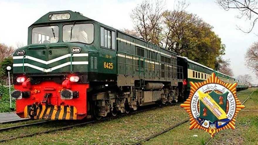 New business train between Lahore, Karachi from this week