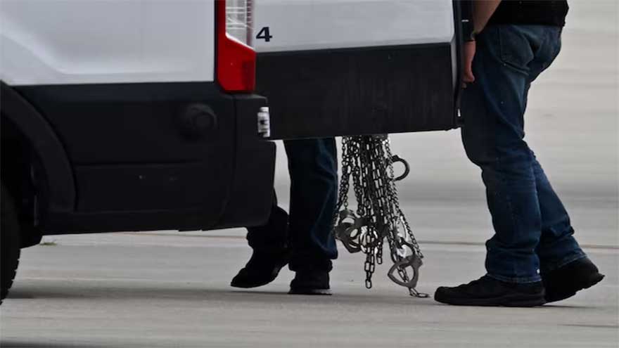 Dunya News US launches new bid to keep migrants detained by denying hearings, memo shows
