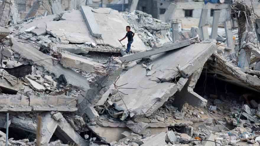 Israeli strikes in Gaza kill 93 Palestinians, including several families, health officials say