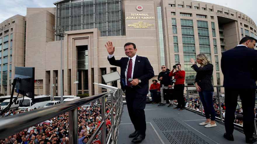 Istanbul mayor hit with new jail term for insulting prosecutor