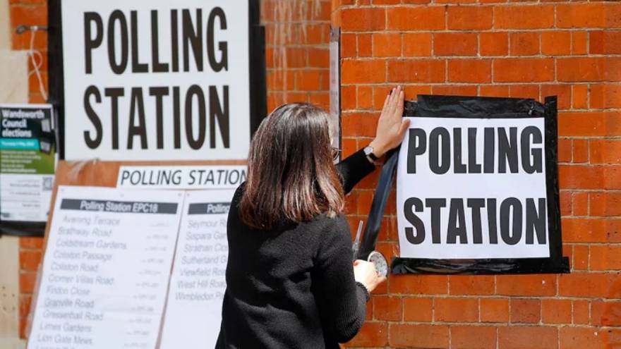 UK to lower voting age to 16 in landmark electoral reform