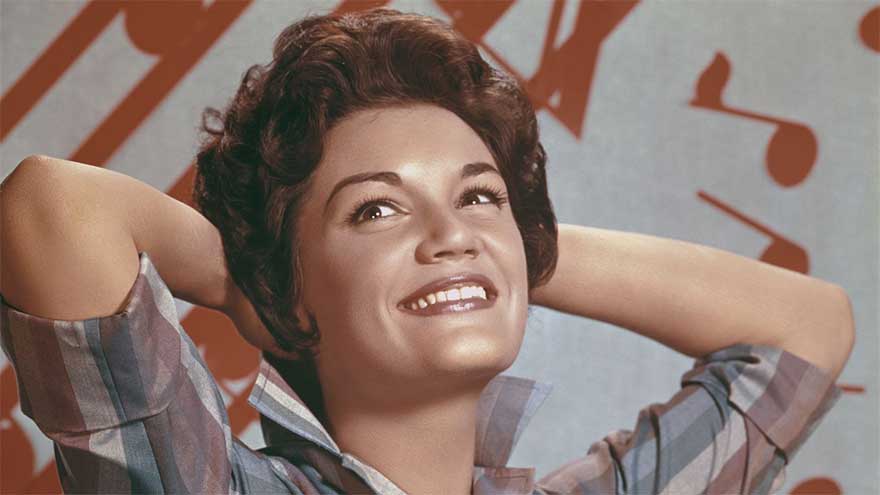 'Pretty Little Baby' singer Connie Francis dies at 87