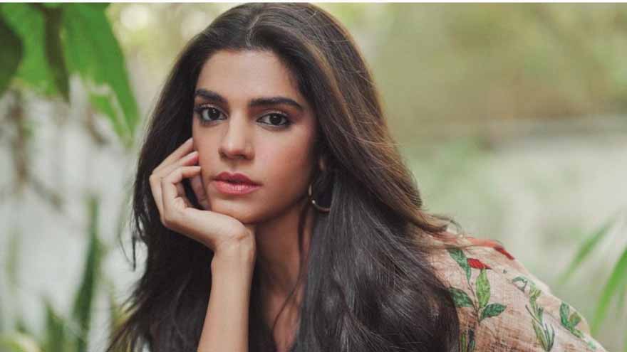 Sanam Saeed's makes comeback to TV screens after long hiatus