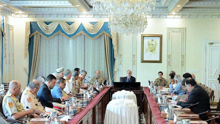 Libyan military chief calls on PM Shehbaz to discuss defence ties