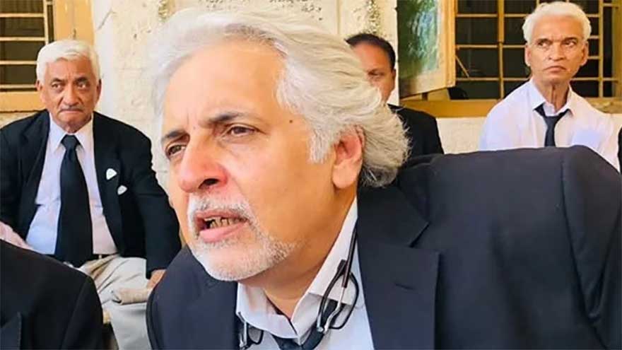 Actor Kaiser Nizamani says his LahoreKarachi flight averts disaster