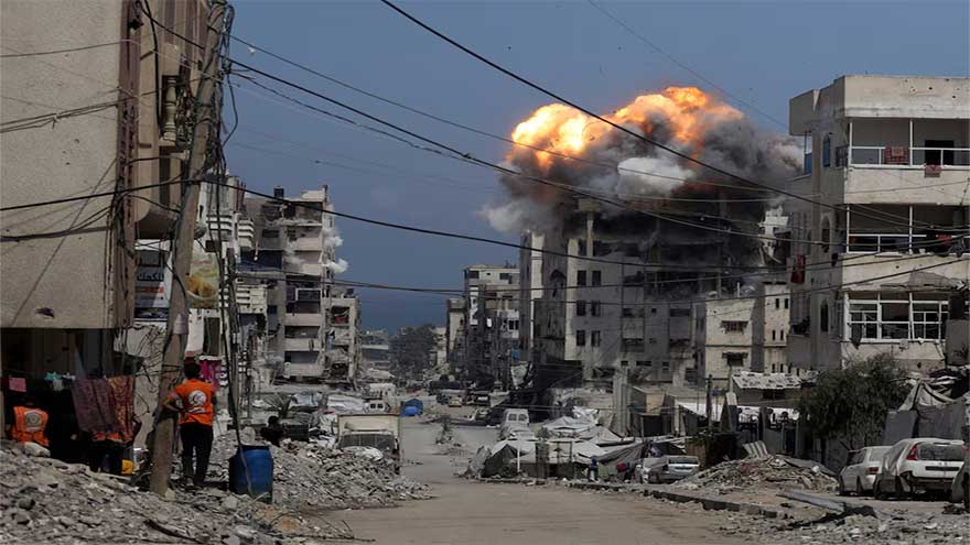 Israel sends tanks into Gaza's Deir Al-Balah, raising concerns among hostages' families