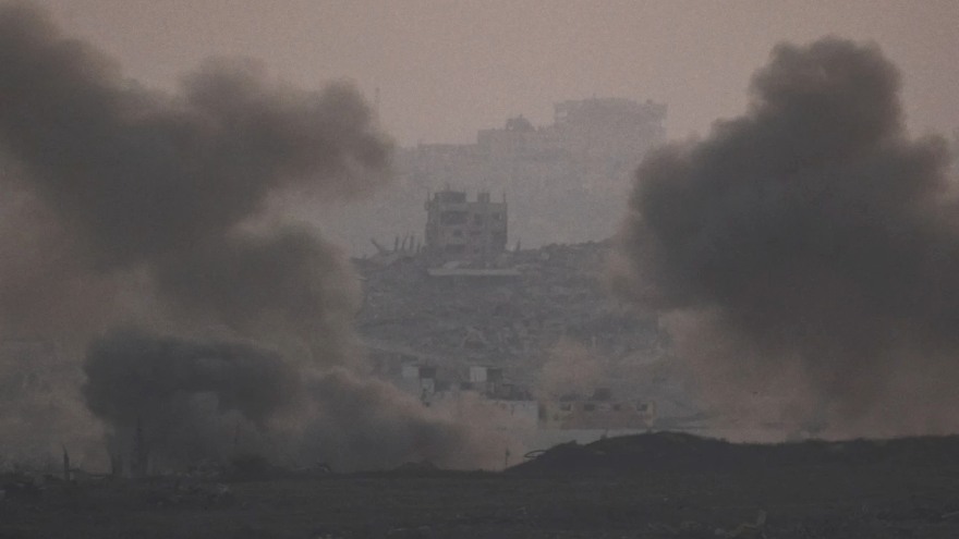 Israeli strikes kill at least 21 in Gaza as hunger deepens