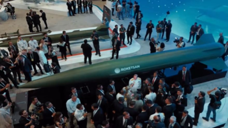 Turkiye unveils first hypersonic missile at IDEF 2025
