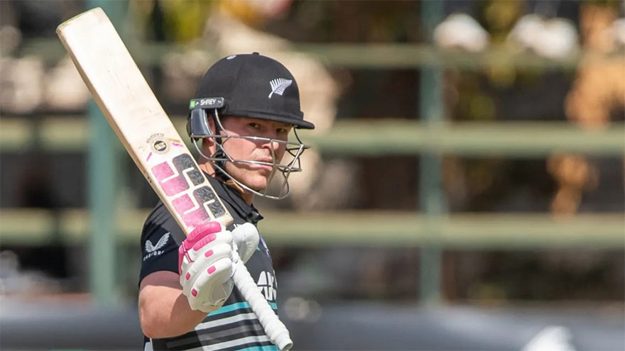 Unbeaten New Zealand thrash Zimbabwe in T20 tri-series