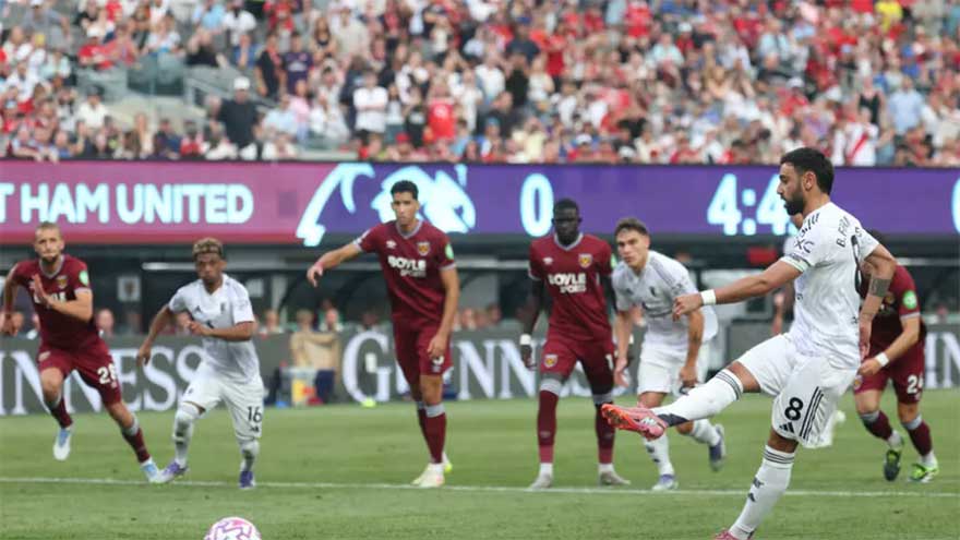 Fernandes double as Man Utd sink West Ham in Premier League US friendly