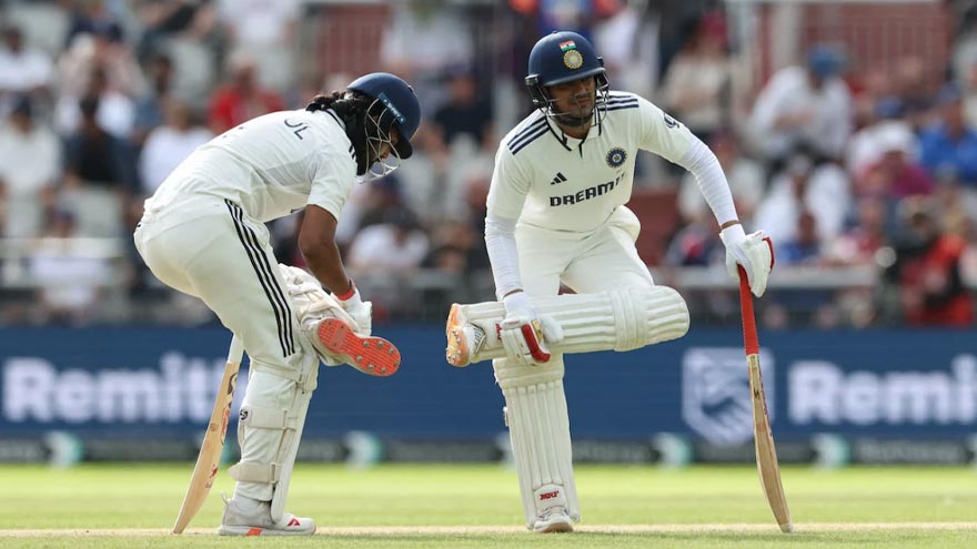Gill and Rahul steady India after early wobble to frustrate England