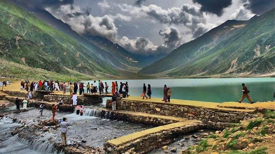 Entry fee made mandatory for tourists visiting Kaghan, Naran