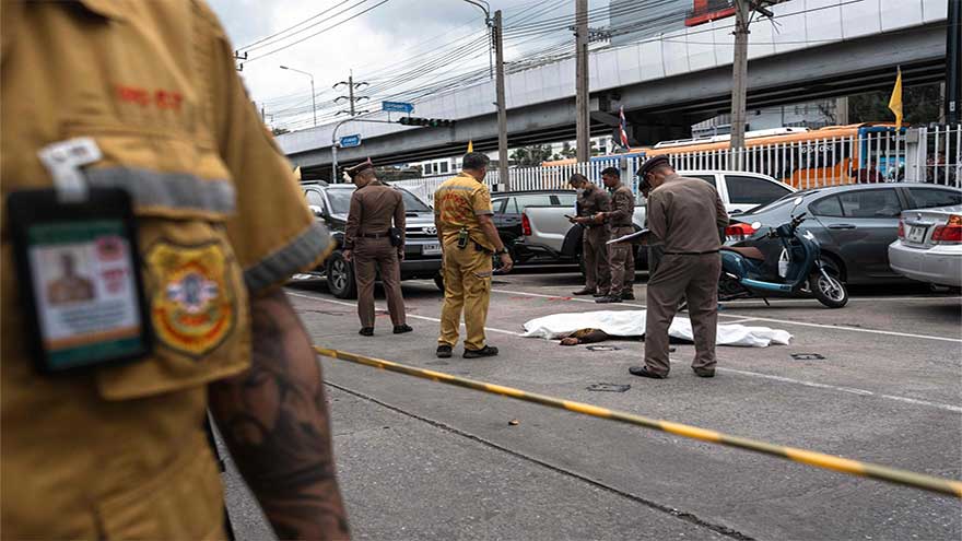 Six killed in Bangkok market after gunman opens fire